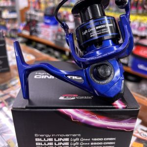 carrete cinnetic blue line light game 2500 CRBK