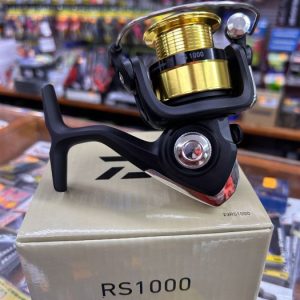 carrete daiwa RS 1000