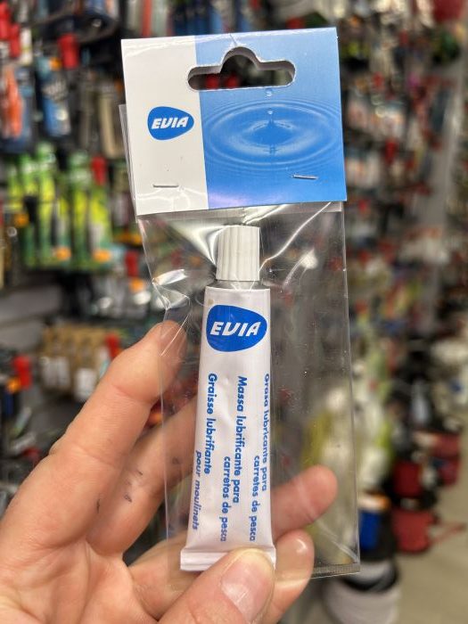 grasa lubricante EVIA carretes de pesca