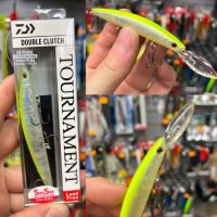 daiwa tournament double clutch 95mm 8,8gr CB Pearl minnow